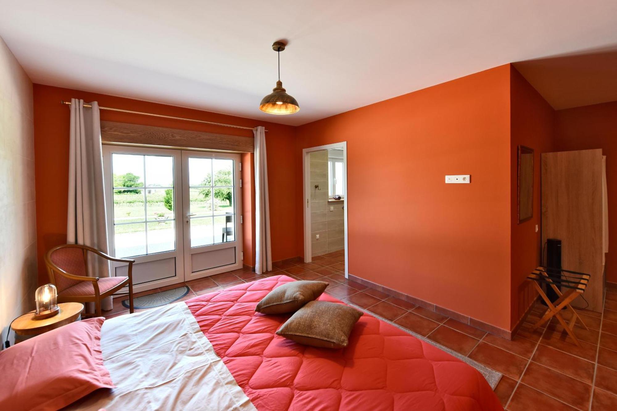 Bed and Breakfast Domaine D' Arcalis Archiac Экстерьер фото